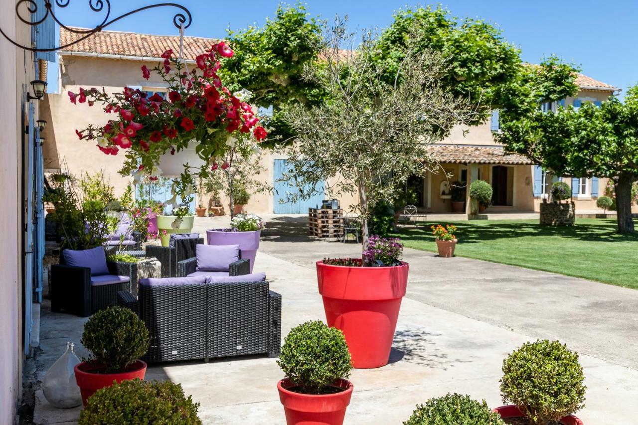 Bed and Breakfast Mas Saint Julien Cavaillon Esterno foto