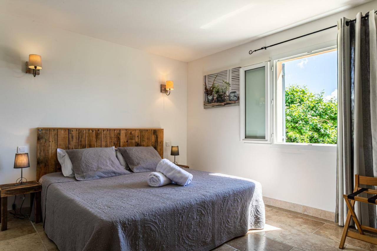 Bed and Breakfast Mas Saint Julien Cavaillon Esterno foto